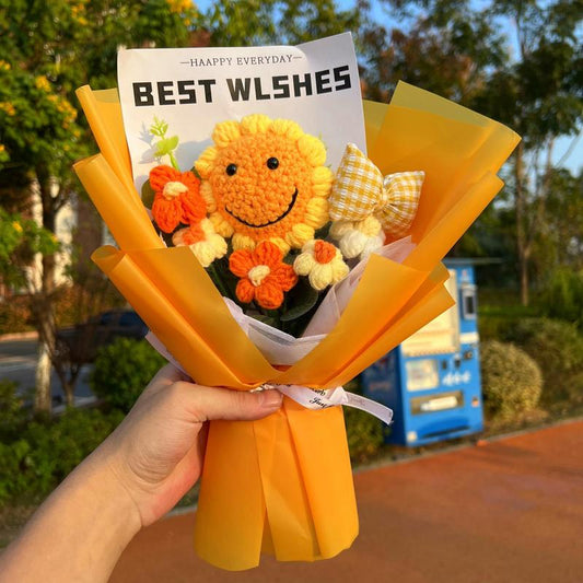 Handgefertigter gestrickter Sonnenblumenstrauß