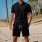 Zweiteiliges Sommer-Set für Herren aus Polohemd und Shorts