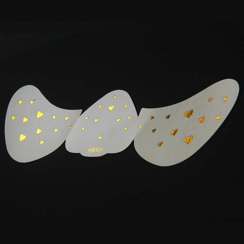 🌸✨ Zeitlich befristet: Kauf 1, bekomme 1 kostenlos 💖 Glitzernde Freckles Gesichtstätowierung Leicht schaffst du charmante Freckles, einen blendenden Look, perfekt für Feste und Feierlichkeiten, und fügst mehr Glamour zu deiner Gesichtsschmückung hinzu!