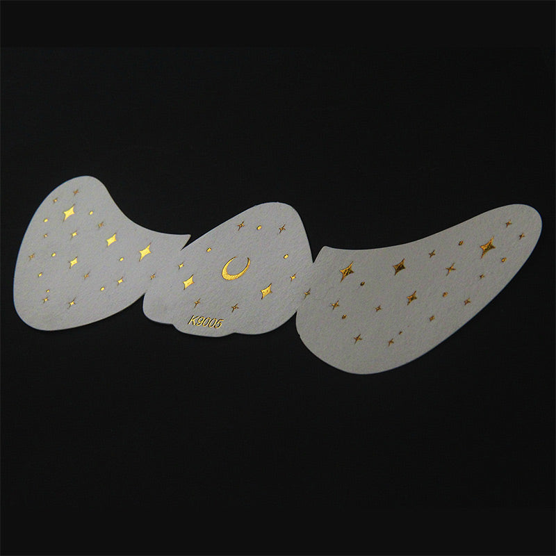 🌸✨ Zeitlich befristet: Kauf 1, bekomme 1 kostenlos 💖 Glitzernde Freckles Gesichtstätowierung Leicht schaffst du charmante Freckles, einen blendenden Look, perfekt für Feste und Feierlichkeiten, und fügst mehr Glamour zu deiner Gesichtsschmückung hinzu!