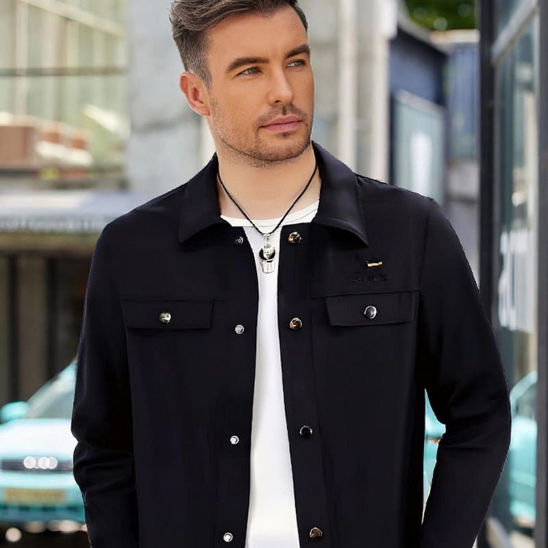Winddichte leichte Herrenjacke mit Knopfleiste