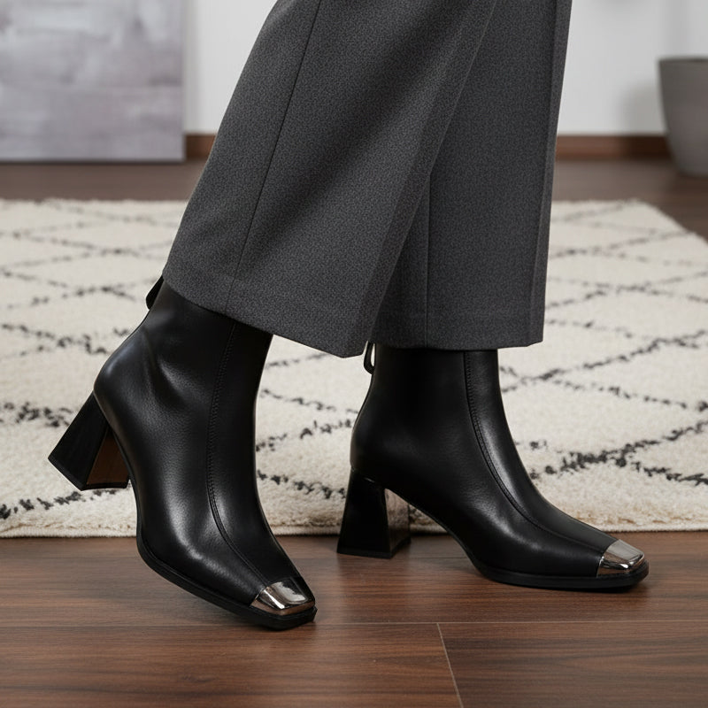 Vintage-Chic-Stiefeletten mit eckiger Spitze und klobigem Absatz