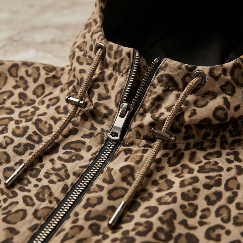 Kapuzenpullover mit Leopardenmuster und Kängurutasche