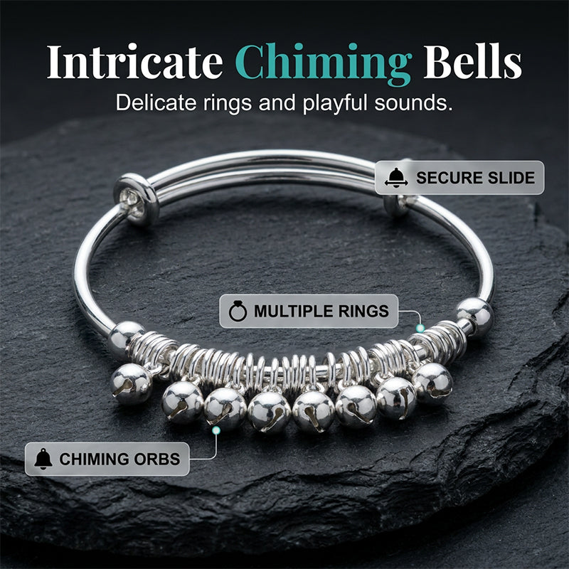 Verstellbares Armband mit silbernem Glöckchen-Anhänger