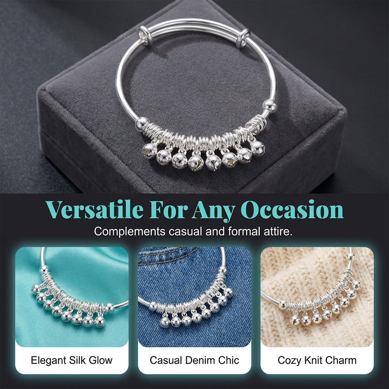 Verstellbares Armband mit silbernem Glöckchen-Anhänger